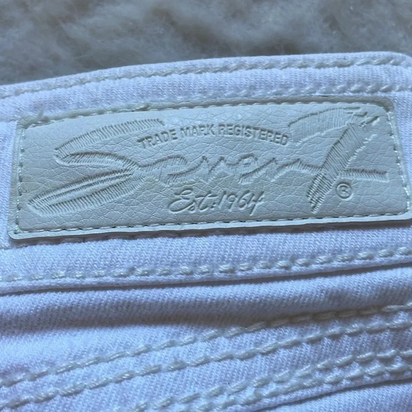 Seven7  Jeans - Picture 11 of 15